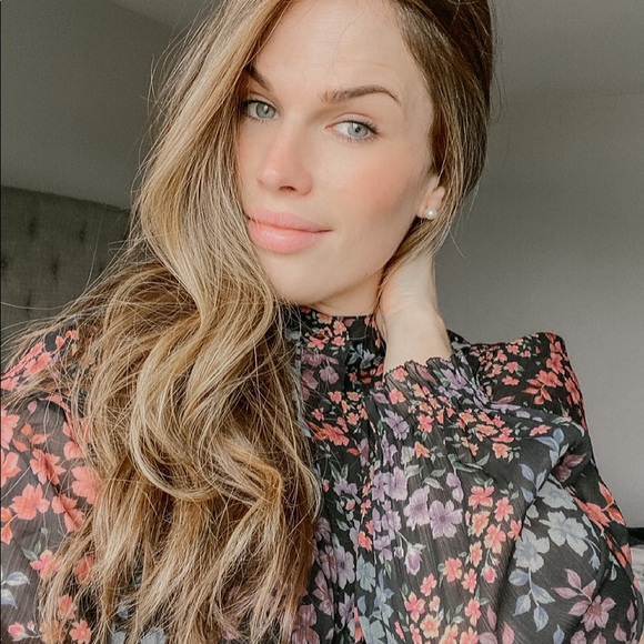 Meet your Posher, Chelsea - Picture 1 of 3